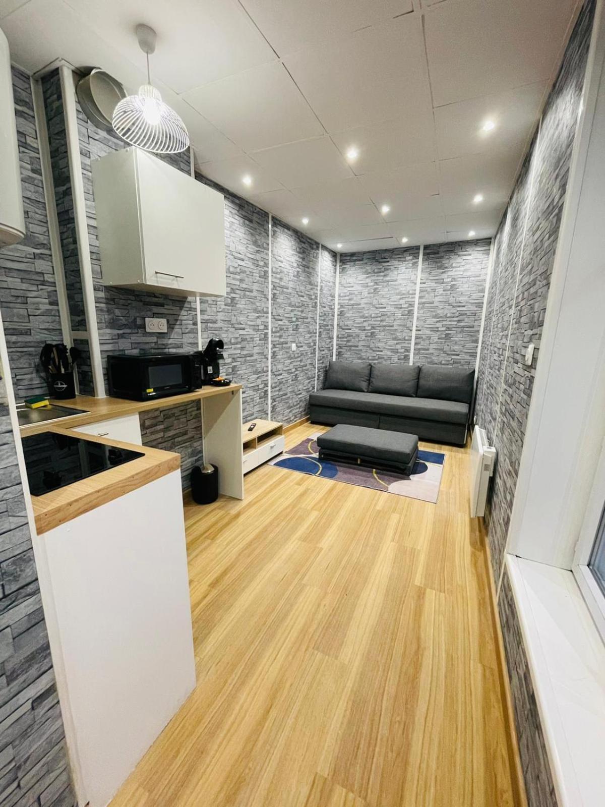 Studio Confortable- Disneyland Paris - Val D Europe - Plein Centre Ville Meaux - 2 Pers Ngoại thất bức ảnh