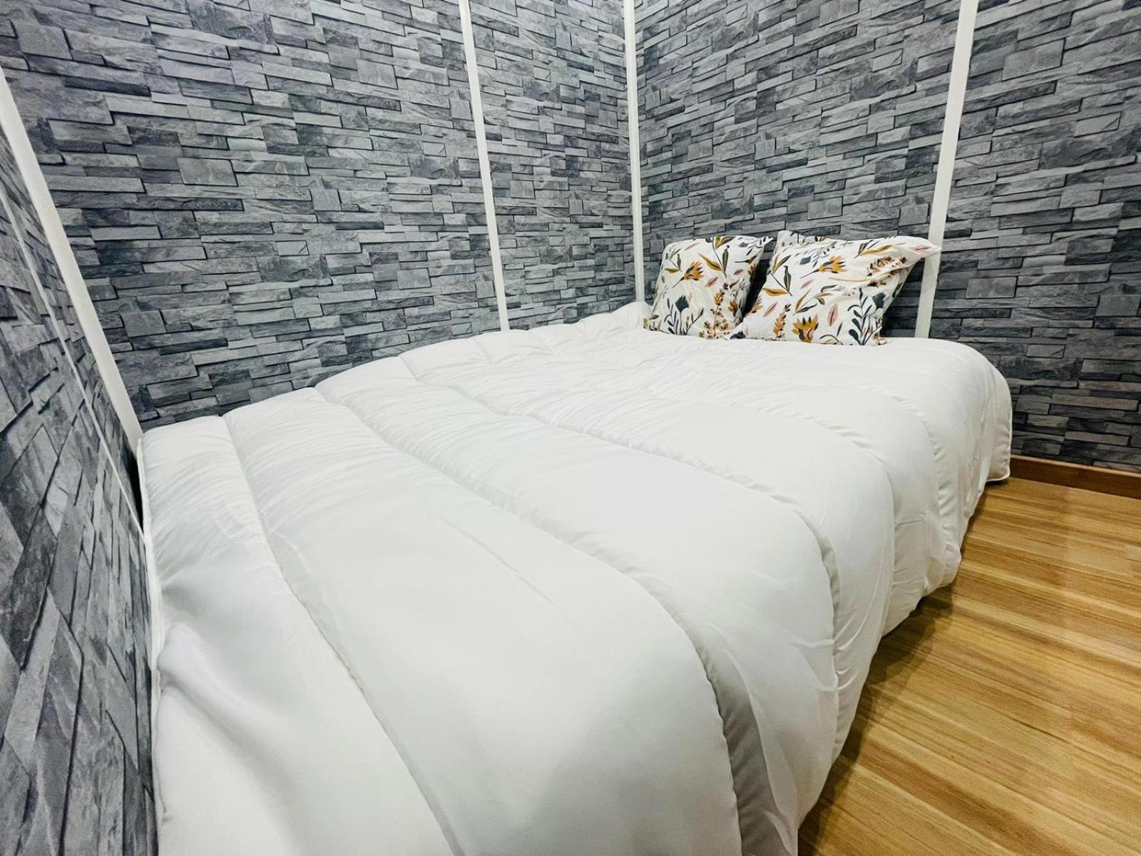 Studio Confortable- Disneyland Paris - Val D Europe - Plein Centre Ville Meaux - 2 Pers Ngoại thất bức ảnh