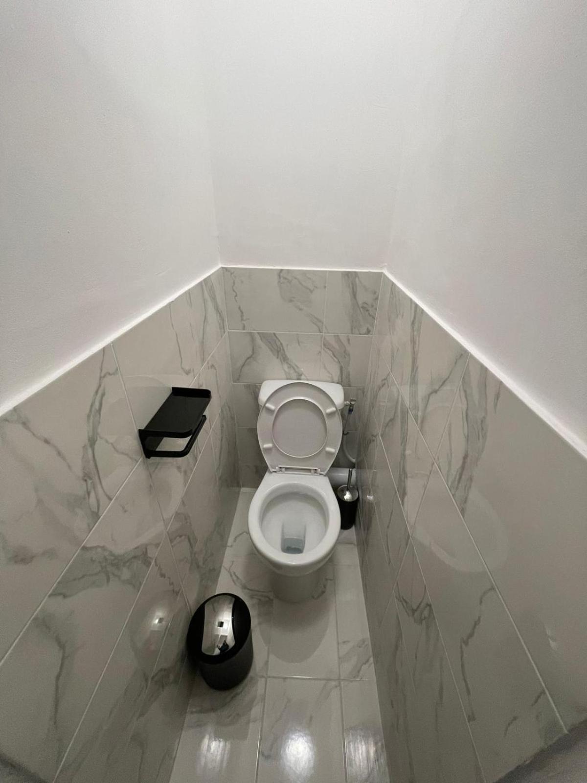 Studio Confortable- Disneyland Paris - Val D Europe - Plein Centre Ville Meaux - 2 Pers Ngoại thất bức ảnh